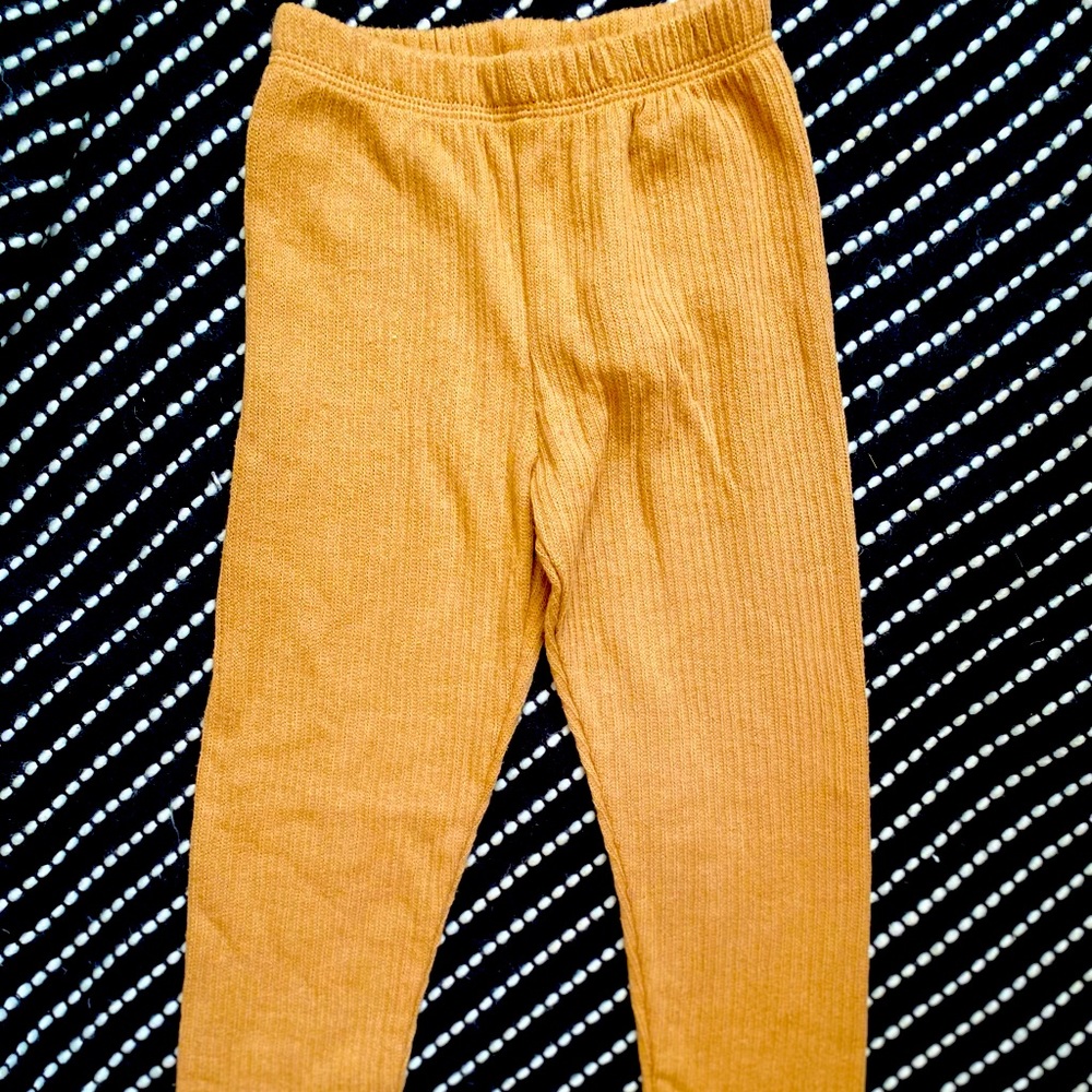 *last chance*!! Zara trousers NWT